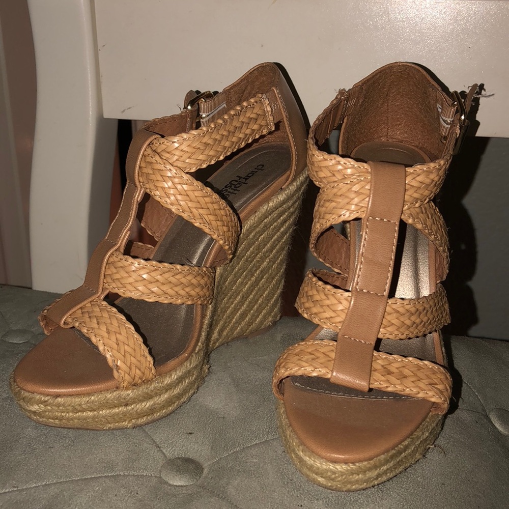 Tan wedges